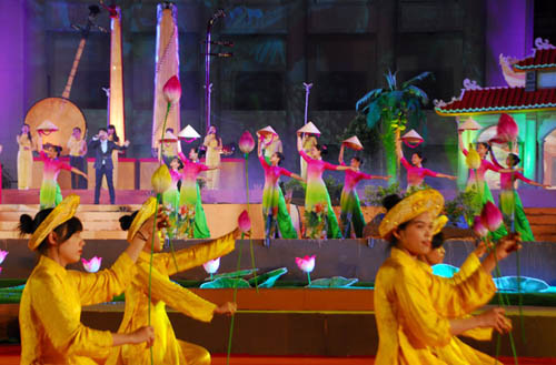 ໄຂງານ Festival ເດີນກາຕາຍຕືຄັ້ງທີ 1 - ບາກລຽວ 2014